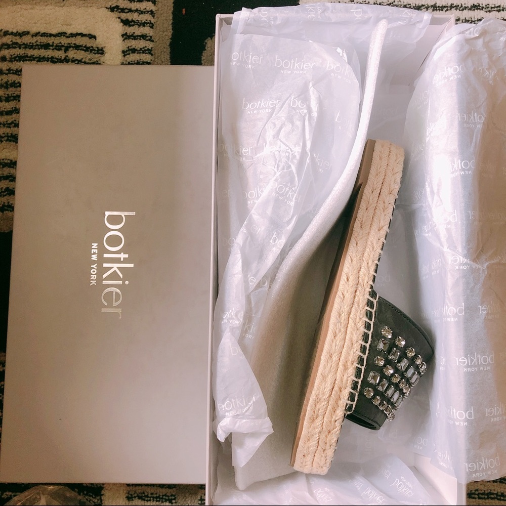 Botkier Julie Slide Sandal - Picture 4 of 7
